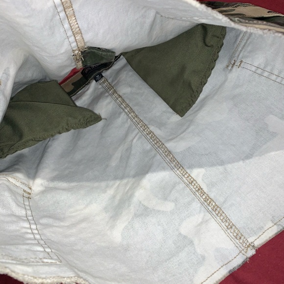 Camo Skirt - Picture 6 of 6